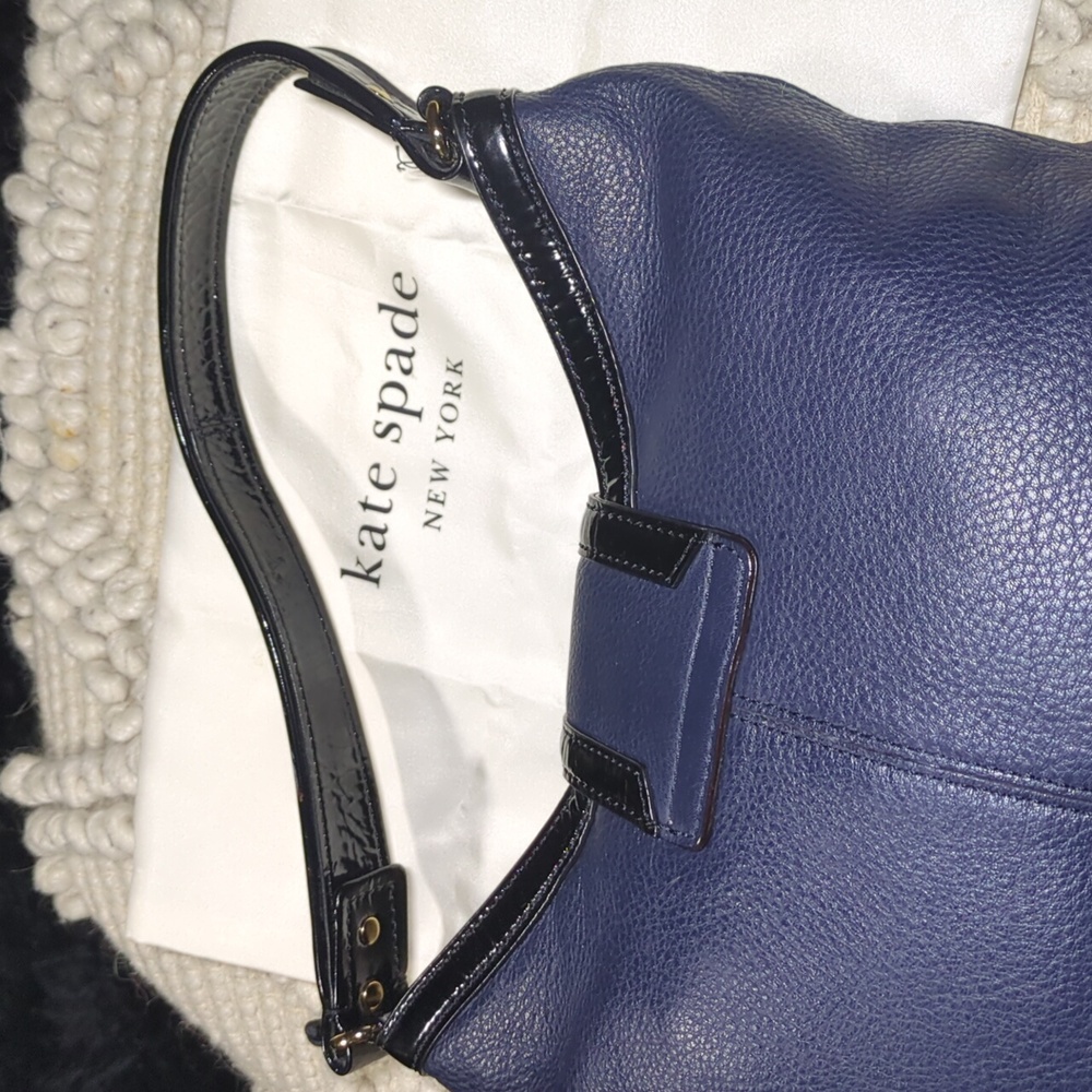 Kate Spade Pebbled Leather Midnight Blue Hobo Shoulder Bag & Kate Spade Bracelet - Picture 5 of 12